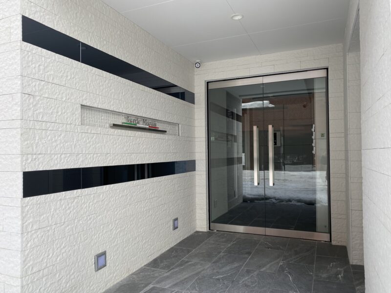 ヴェルデマンティス スライド画像2枚目